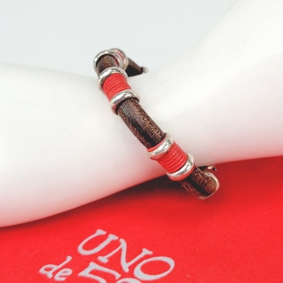 Uno De 50 "Arcoiris" Red Spool Bracelet - Picture 7 of 10